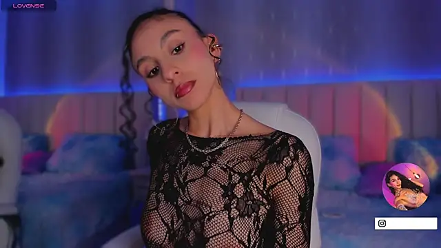 MiissCharlotte online show from October 15, 5:21 am