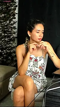 Lucia Sorel online show from October 28, 4:40 am