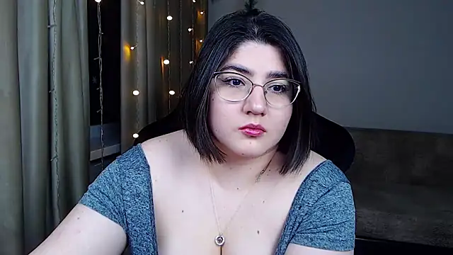 Crazy Bunya online show from December 21, 1:37 pm