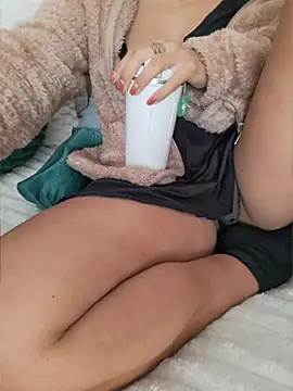 SexyErola27 online show from May 15, 12:19 pm