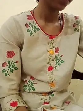 Snapshot of Kumkum_36 chatting on September 25, 5:17 am Kumkum 36 online show from September 25, 5:17 am