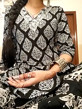 Pallavi 36 online show from April 6, 4:46 am