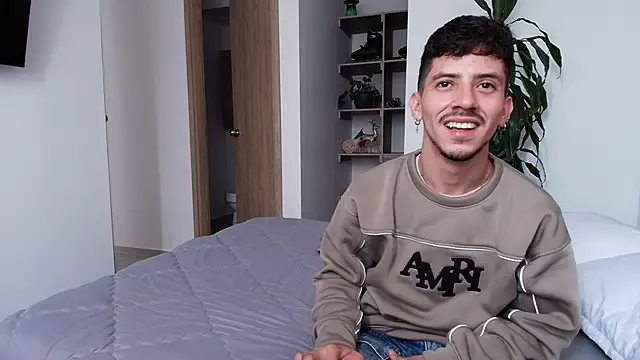 Aron-santoro online show from March 27, 5:02 pm