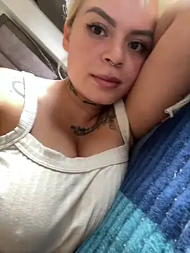 Chloe  and  Ivana  xxx online show from May 3, 10:13 pm