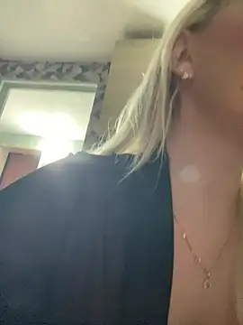 MerlinDave online show from February 8, 1:31 am