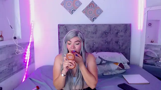Cuckold lover69 online show from May 16, 3:09 am