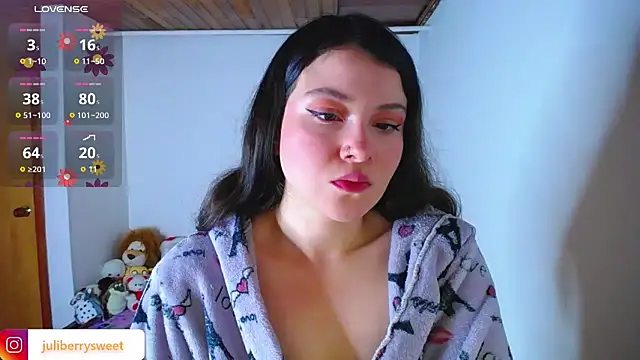 juli05star20 online show from October 18, 3:09 am