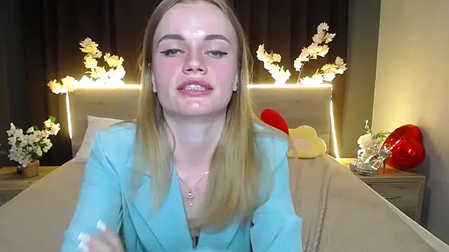 MargaritaKiss online show from May 15, 8:33 pm