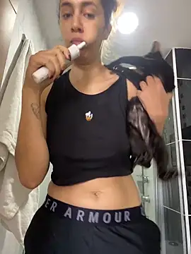 thaliacollins online show from November 2, 9:07 pm