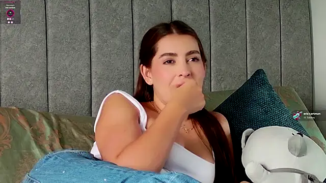 caralella online show from February 25, 9:35 pm