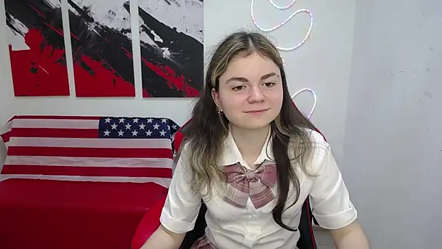 TinaRedly online show from July 5, 4:19 am