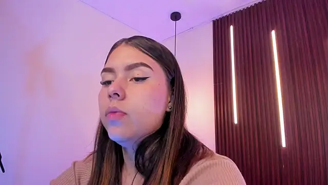 ArianaBaker online show from April 1, 1:41 pm