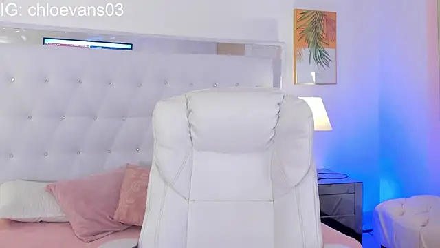 Chloe evans   online show from January 12, 11:37 am