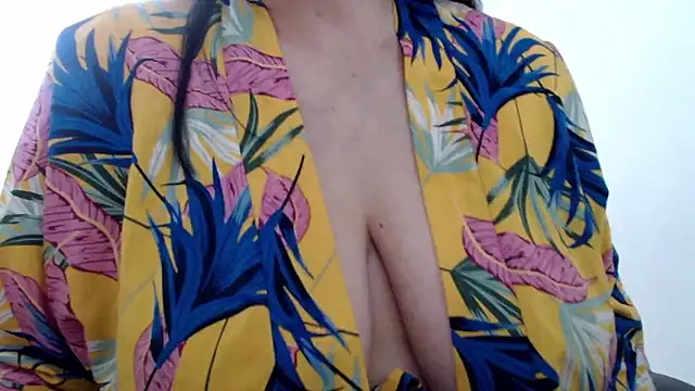 missdaniels online show from March 15, 4:20 pm