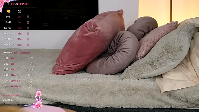 EvaWarenn online show from November 29, 10:14 pm