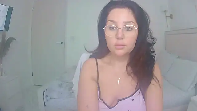 magical mia online show from May 23, 10:13 am