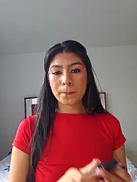 LissaWiild online show from April 28, 8:02 pm
