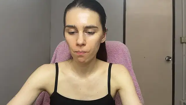 SassyJessi online show from February 10, 8:39 am