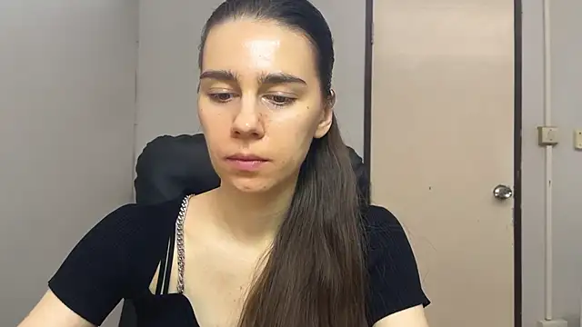 SassyJessi online show from December 3, 4:48 am
