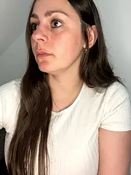 Loella-Rose online show from May 17, 9:25 pm
