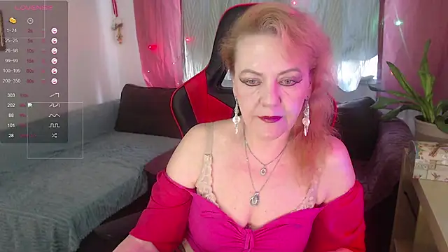 Liset Monro online show from May 24, 1:21 pm