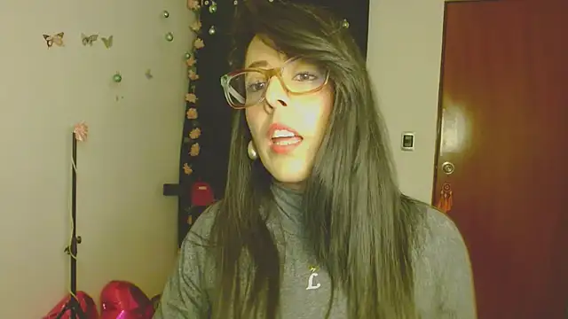 ella peck online show from January 6, 4:05 am