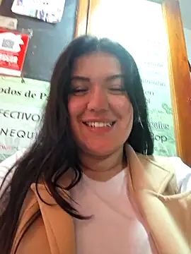 Sophie-hatter online show from May 4, 7:39 pm
