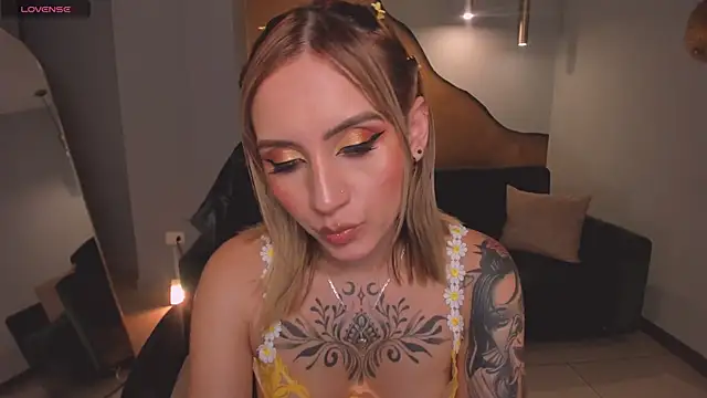 MollySundersX online show from May 15, 8:44 pm