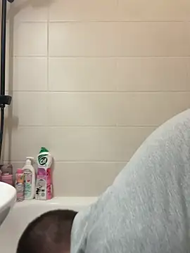 czruz online show from February 24, 5:22 pm