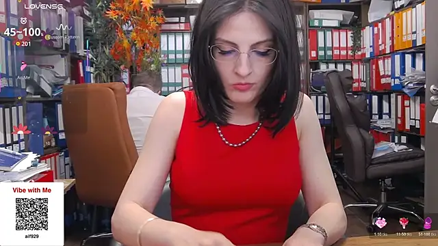 classyladyrellax online show from May 23, 12:14 pm