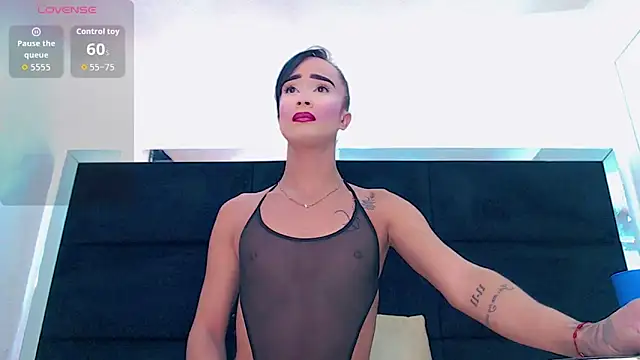 PriscilaRainbow online show from May 13, 6:24 pm