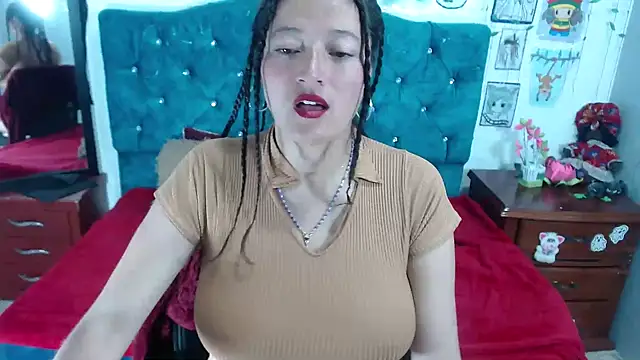 lunazulsj online show from November 10, 4:13 pm