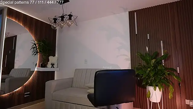 AnnaTaylor1 online show from June 17, 2:46 am