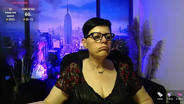 ninarandmann online show from May 27, 4:26 pm