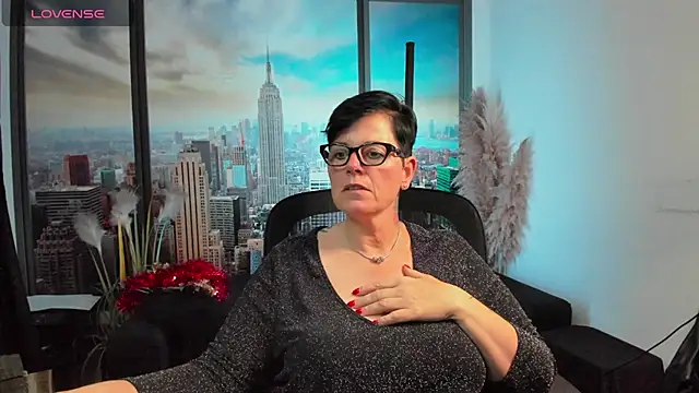 ninarandmann online show from October 16, 4:20 pm