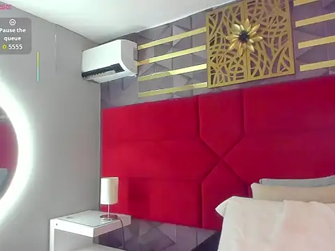 hanny milf online show from April 11, 2:06 am