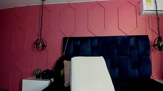 hanny milf online show from May 26, 11:42 am