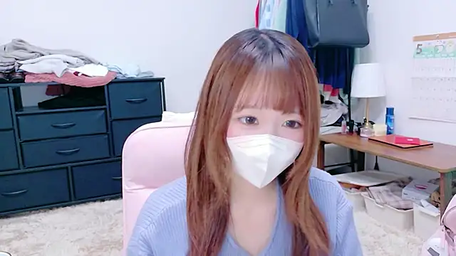 Yui-Ch online show from May 10, 12:18 pm