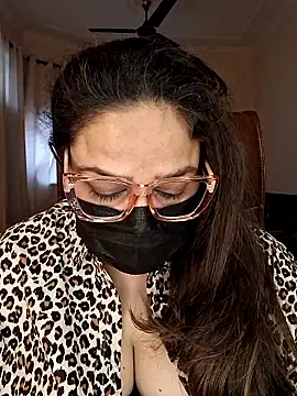 SEXY-Sardarni online show from February 17, 8:57 am