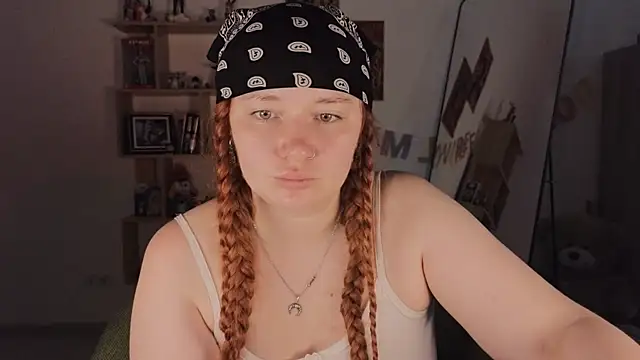 carolina elf online show from July 16, 5:45 am