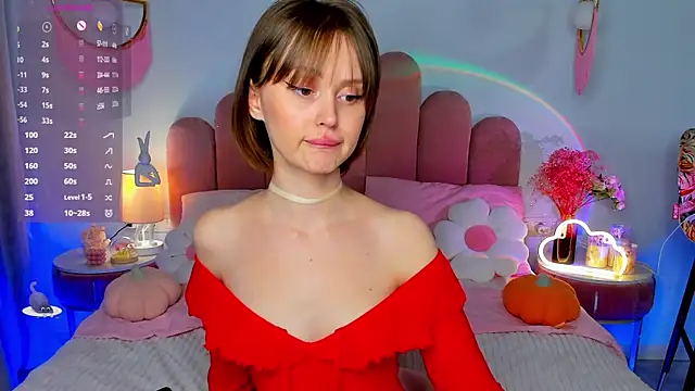 MaryLew online show from October 19, 6:04 am