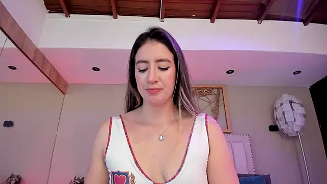  AlejaCruz  online show from May 9, 10:23 pm