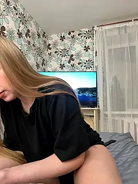 adel secret online show from January 13, 10:03 pm