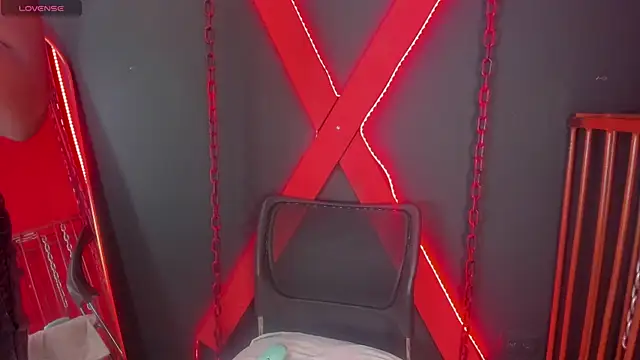 Charlotte  Brown  online show from November 12, 1:31 pm