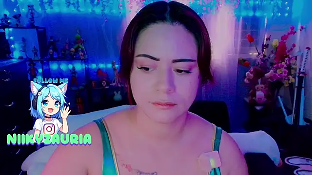  niiky online show from May 22, 4:38 pm