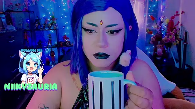  niiky online show from May 15, 12:19 pm