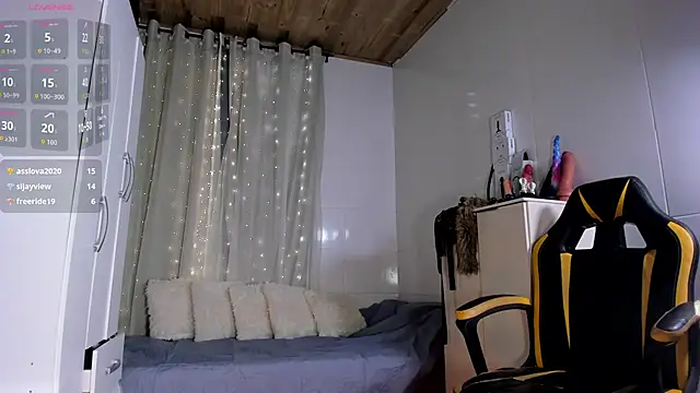 Chica hot dirty online show from May 24, 10:41 pm