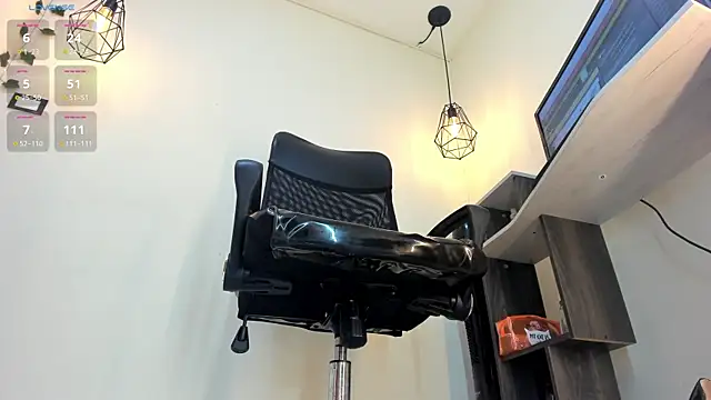 victoria Christie online show from October 20, 11:02 am