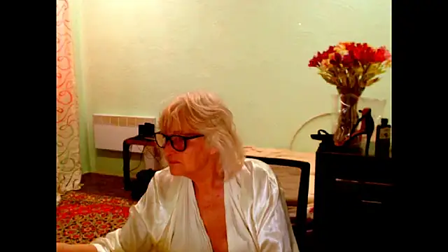 Natali7634 online show from May 8, 3:04 pm