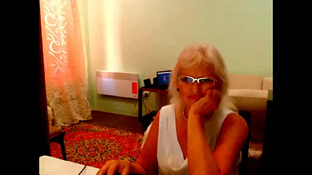 Snapshot of Natali7634 chatting on September 16, 8:44 am Natali7634 online show from September 16, 8:44 am
